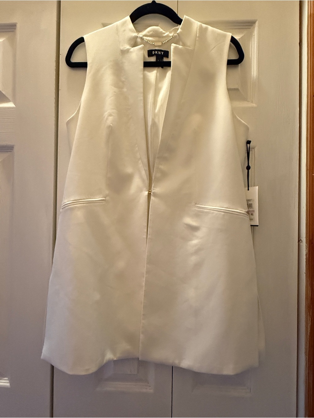 DKNY Ivory Sleeveless Longline Vest